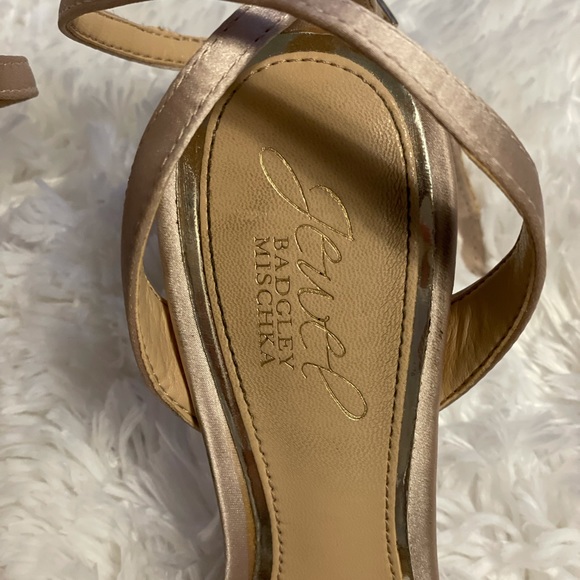 Jewel by Badgley Mischka heels - Picture 4 of 5